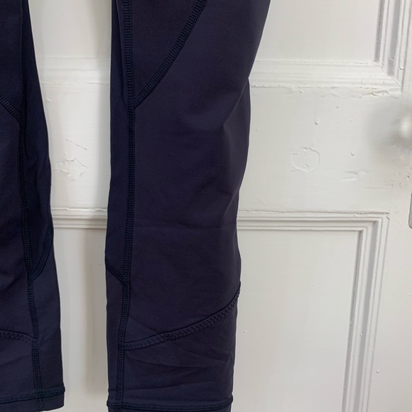 High rise blue Lululemon leggings - Picture 7 of 8
